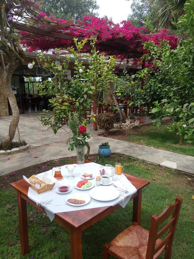 Hotel Dougas Arkoudi Bagian luar foto