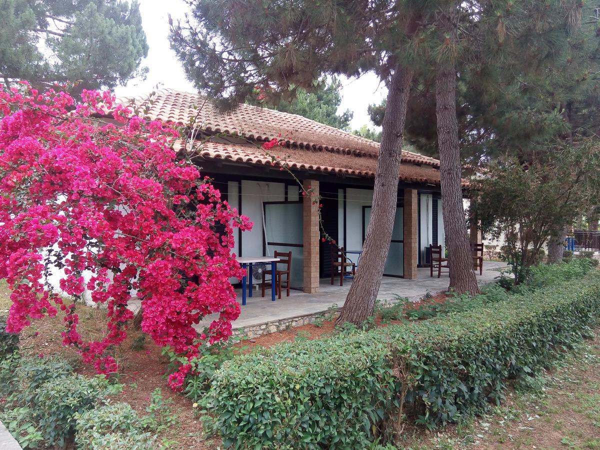Hotel Dougas Arkoudi Bagian luar foto